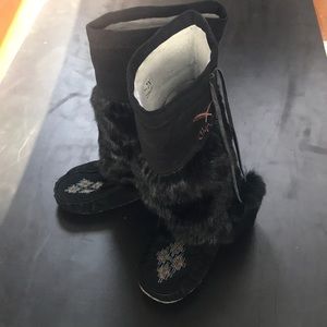 Chip & Pepper Rabbit Fur Boots